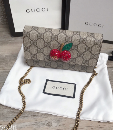 gucci櫻桃包尺寸多大？gucci櫻桃鏈條包尺寸