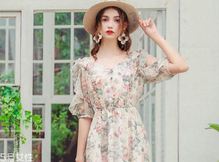 小個(gè)子女生穿什么裙子好看？小個(gè)子女生穿搭技巧