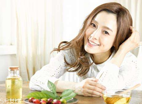 果本護(hù)膚品多少錢一套 果本是哪個國家的品牌 果本護(hù)膚品多少錢一套 果本是哪個國家的品牌