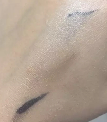 用防曬棒會花妝嗎？化妝了還能用防曬棒嗎