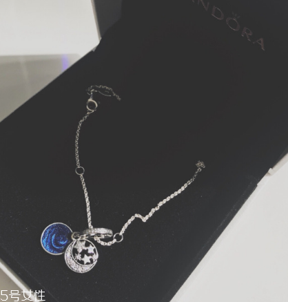 項鏈上纏上頭發(fā)怎么辦？項鏈纏上頭發(fā)怎么清理