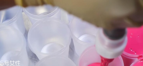 果凍肥皂怎么做 在家自制果凍肥皂步驟 果凍肥皂怎么做 在家自制果凍肥皂步驟