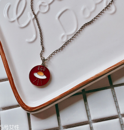 項鏈pt900是什么意思？項鏈pt900含義介紹