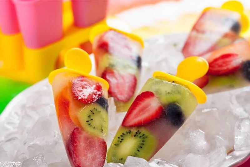 自制冰棍怎么做 ins網(wǎng)紅冰棍做法 自制冰棍怎么做 ins網(wǎng)紅冰棍做法