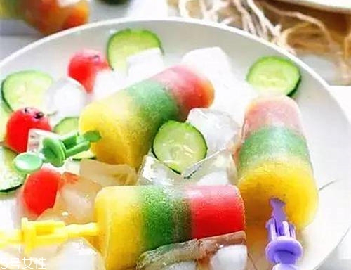 自制冰棍怎么做 ins網(wǎng)紅冰棍做法 自制冰棍怎么做 ins網(wǎng)紅冰棍做法