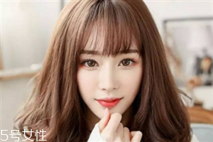 粉紫色眼妝教程 立體混血眼妝的畫法 粉紫色眼妝教程 立體混血眼妝的畫法