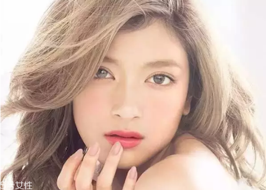 混血小顏眉是什么 混血小顏眉的畫法步驟 混血小顏眉是什么 混血小顏眉的畫法步驟