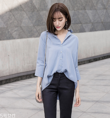 皮膚黃穿什么顏色顯白？適合黃皮女生的衣服顏色