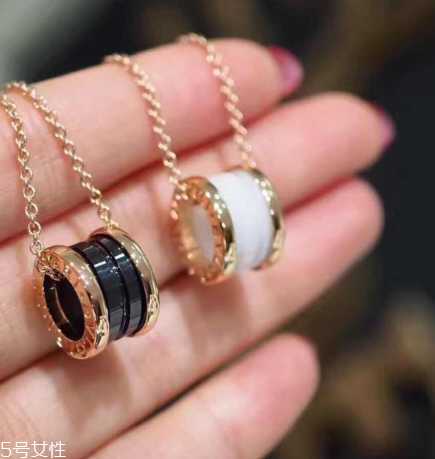 寶格麗彈簧項鏈怎么扣？寶格麗彈簧項鏈幾種扣法