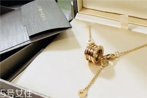 寶格麗彈簧項鏈怎么扣？寶格麗彈簧項鏈幾種扣法