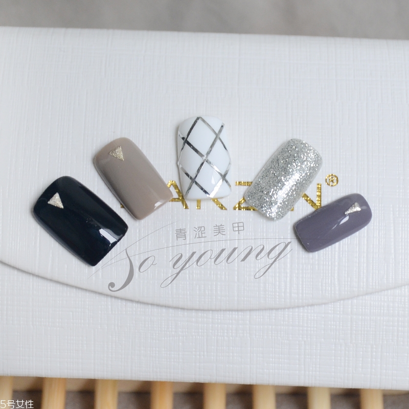 黑白灰美甲圖片 黑白灰三色漂亮美甲圖 黑白灰美甲圖片 黑白灰三色漂亮美甲圖