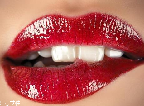 醫(yī)采口紅怎么樣 醫(yī)采口紅使用方法 醫(yī)采口紅怎么樣 醫(yī)采口紅使用方法
