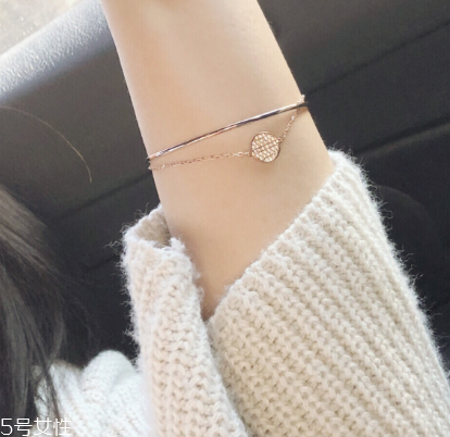 手鏈可以兩只手同時戴嗎？手鏈可以兩只手一起戴嗎