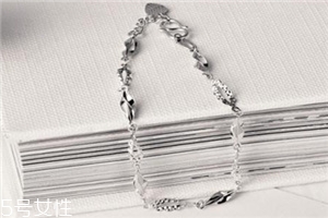 手鏈上刻什么字好？手鏈刻字刻什么