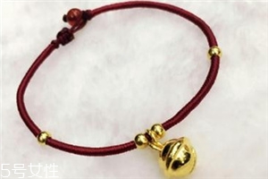 手鏈上的中國結(jié)怎么編？手鏈上的中國結(jié)編法教程