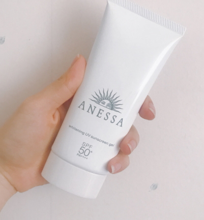 2018安耐曬防曬啫喱金管和白管區(qū)別 安耐曬金管和白管哪個好 2018安耐曬防曬啫喱金管和白管區(qū)別 安耐曬金管和白管哪個好