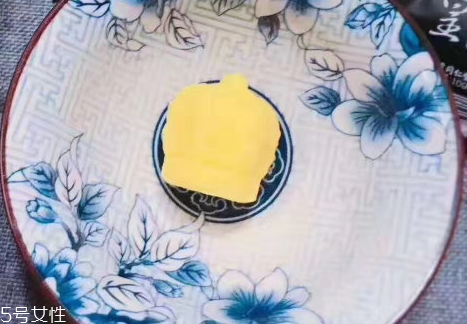 一代女皇益生菌酵母軟糖怎么吃 吃一代女皇要注意什么 一代女皇益生菌酵母軟糖怎么吃 吃一代女皇要注意什么