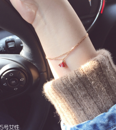 手鏈一般多少克？手鏈多少克合適