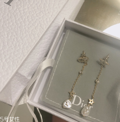 耳環(huán)可以帶上飛機(jī)嗎？耳環(huán)能不能帶上飛機(jī)