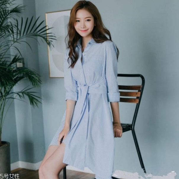 條紋襯衫裙圖片欣賞 條紋襯衫裙怎么搭配 條紋襯衫裙圖片欣賞 條紋襯衫裙怎么搭配