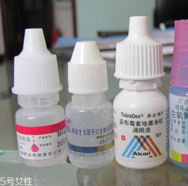 眼藥水什么時(shí)候滴最好？滴眼藥水的最佳時(shí)間