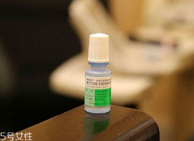 眼藥水滴眼睛有點(diǎn)刺痛 眼藥水滴了刺痛正常嗎？