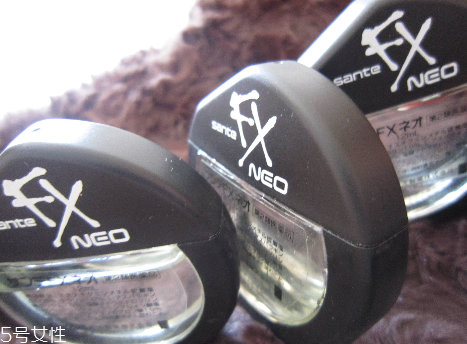 眼藥水為什么只能用一個(gè)月？眼藥水不能用久的原因