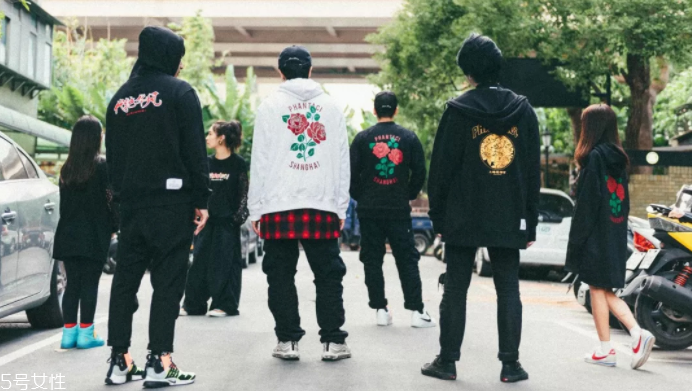 夏天白色單品怎么搭配 白色單品搭出最帥男友 夏天白色單品怎么搭配 白色單品搭出最帥男友