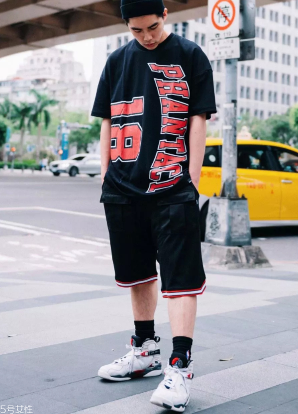 夏天白色單品怎么搭配 白色單品搭出最帥男友 夏天白色單品怎么搭配 白色單品搭出最帥男友