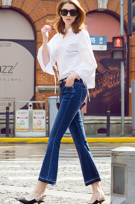 微胖女生適合什么牛仔褲？微胖女生牛仔褲穿搭技巧