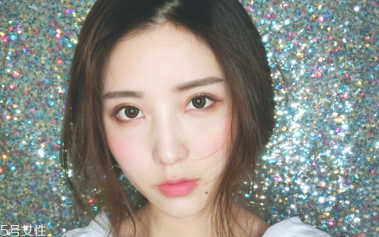 阿瑪尼紅管唇釉512怎么樣 阿瑪尼紅管唇釉512試色 阿瑪尼紅管唇釉512怎么樣 阿瑪尼紅管唇釉512試色