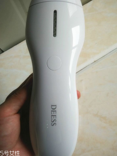 deess脫毛儀怎么用？蒂絲脫毛儀使用方法