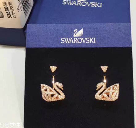 耳環(huán)和耳釘有什么區(qū)別？耳環(huán)和耳釘區(qū)別介紹