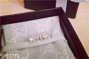 耳釘可以用白酒消毒嗎？耳釘用白酒消毒有用嗎