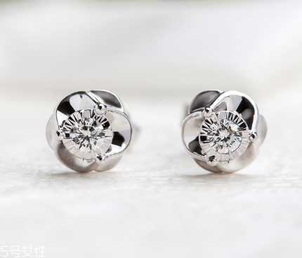 耳釘什么牌子好？耳釘哪些品牌比較好？