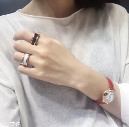 寶格麗陶瓷戒指多少錢？寶格麗陶瓷戒指專柜價格