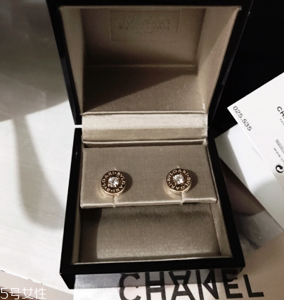 耳釘銀針黑了還能帶嗎？耳釘銀針黑了能繼續(xù)戴嗎？