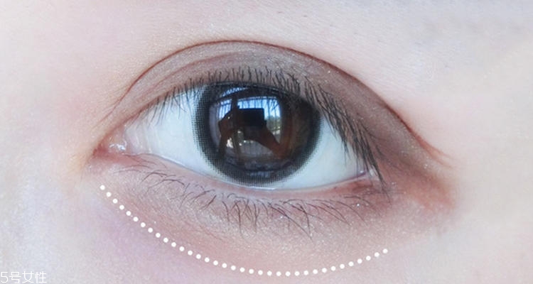 逛街畫什么妝容好看 包你賺夠回頭率的夏季妝容 逛街畫什么妝容好看 包你賺夠回頭率的夏季妝容