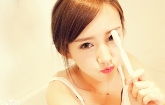 唇色深怎么辦 唇色深的改善方法 唇色深怎么辦 唇色深的改善方法