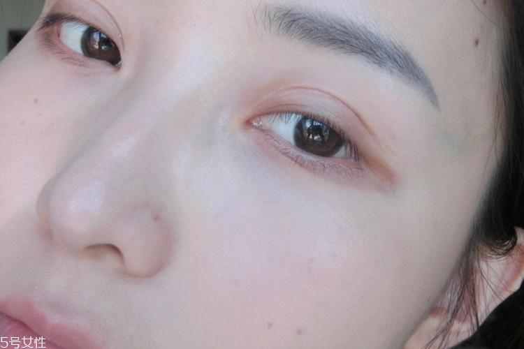 逛街畫什么妝容好看 包你賺夠回頭率的夏季妝容 逛街畫什么妝容好看 包你賺夠回頭率的夏季妝容