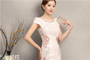 中國(guó)風(fēng)連衣裙怎么搭配？中國(guó)風(fēng)連衣裙搭配圖片