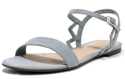 腳寬的人適合穿什么涼鞋？腳胖穿什么涼鞋好看？