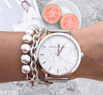 手表可以用吹風(fēng)機吹嗎？手表進水能用吹風(fēng)機嗎？