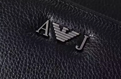 阿瑪尼男士錢包多少錢？阿瑪尼男士錢包正品價(jià)格