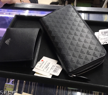 阿瑪尼錢(qián)包什么檔次？阿瑪尼錢(qián)包高檔嗎？