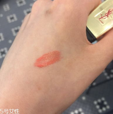 ysl唇釉105怎么樣 ysl唇釉103和105試色 ysl唇釉105怎么樣 ysl唇釉103和105試色