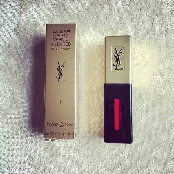 ysl唇釉105和12的區(qū)別 圣羅蘭ysl唇釉105和12哪個好看 ysl唇釉105和12的區(qū)別 圣羅蘭ysl唇釉105和12哪個好看