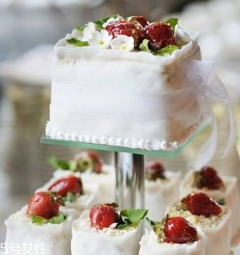 蛋糕用動(dòng)物奶油和植物奶油哪個(gè)好？動(dòng)物奶油和植物奶油區(qū)別