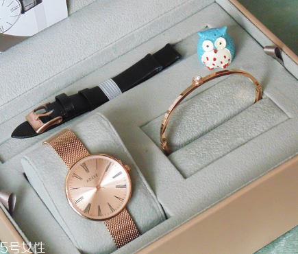 adexe手表多少錢(qián)？adexe手表正品價(jià)格