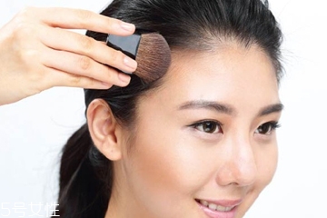 用眉粉怎么修飾發(fā)際線 用眉粉修飾發(fā)際線的具體方法 用眉粉怎么修飾發(fā)際線 用眉粉修飾發(fā)際線的具體方法
